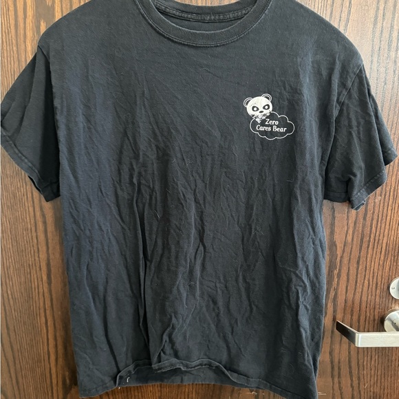 Black Zero Cares Bear T-Shirt - Picture 1 of 3
